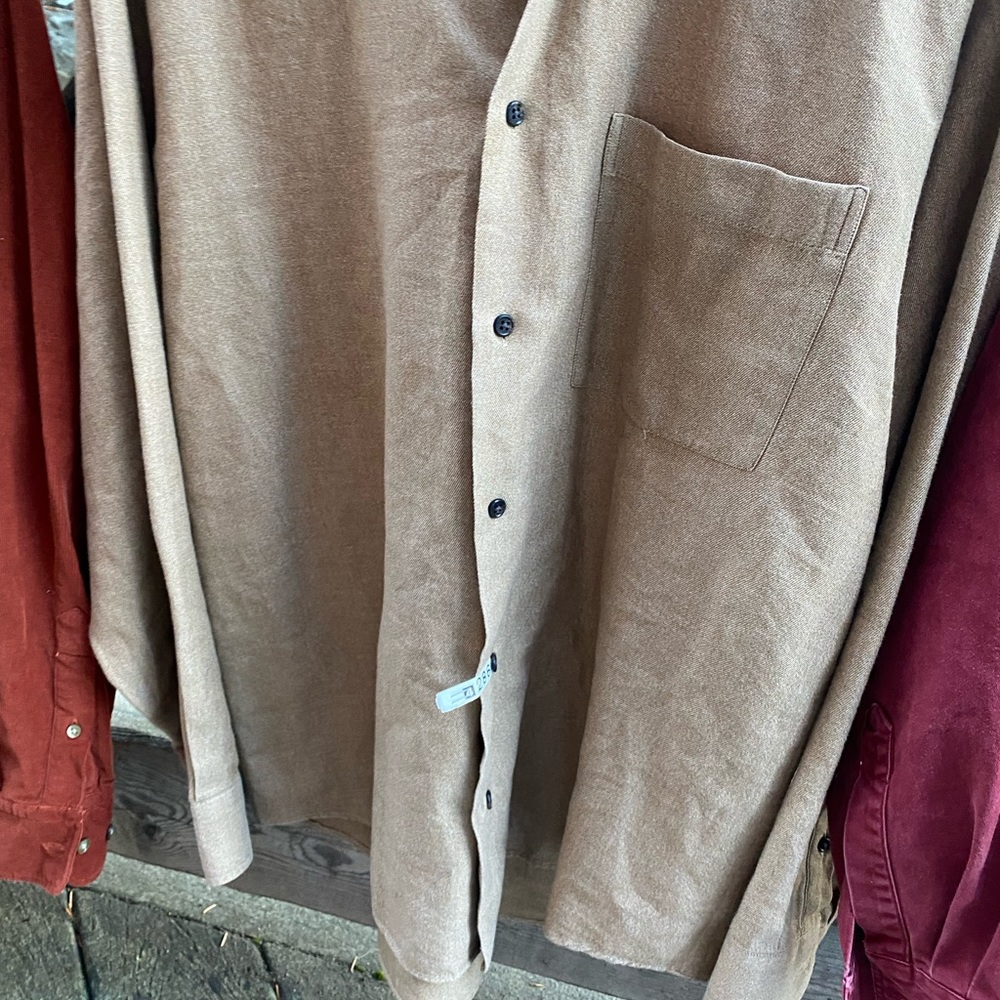 Harry Rosen tan button up - Picture 7 of 7